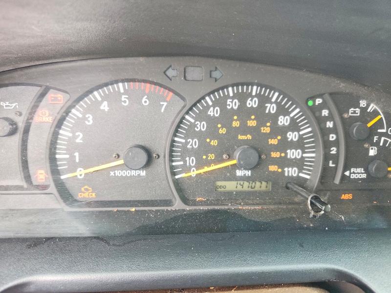 Photo 9 from auction – 2004 TOYOTA TUNDRA with VIN 5TBBT44174S449665