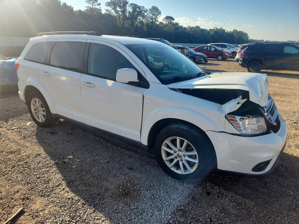 Photo 4 from auction – 2017 DODGE JOURNEY with VIN 3C4PDCBG4HT591074