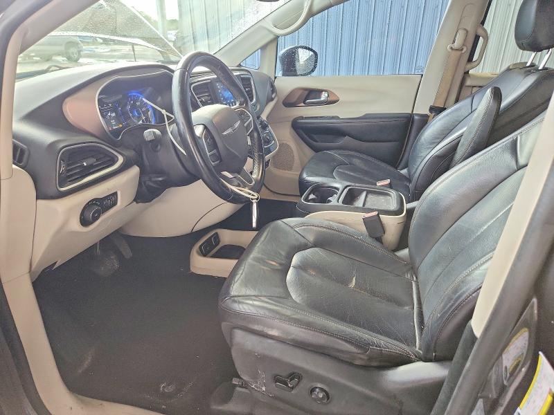 Photo 7 from auction – 2018 CHRYSLER PACIFICA with VIN 2C4RC1BG4JR120244