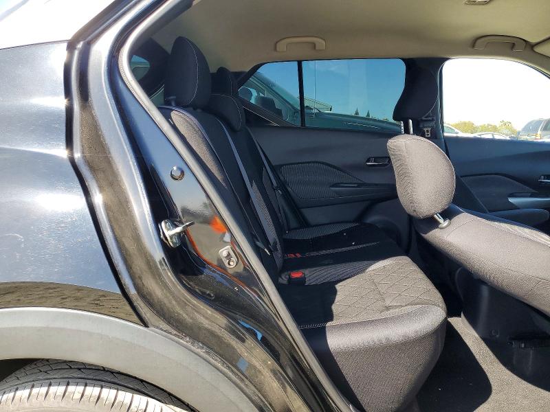 Photo 10 from auction – 2019 NISSAN KICKS with VIN 3N1CP5CU0KL517831