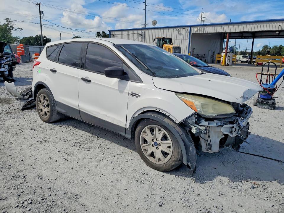 Photo 4 from auction – 2014 FORD ESCAPE with VIN 1FMCU0F75EUD84990
