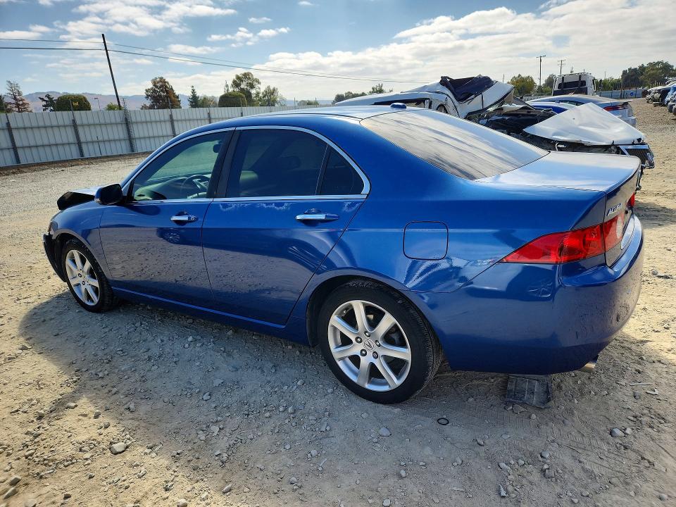 Photo 2 from auction – 2005 ACURA TSX with VIN JH4CL96995C030102