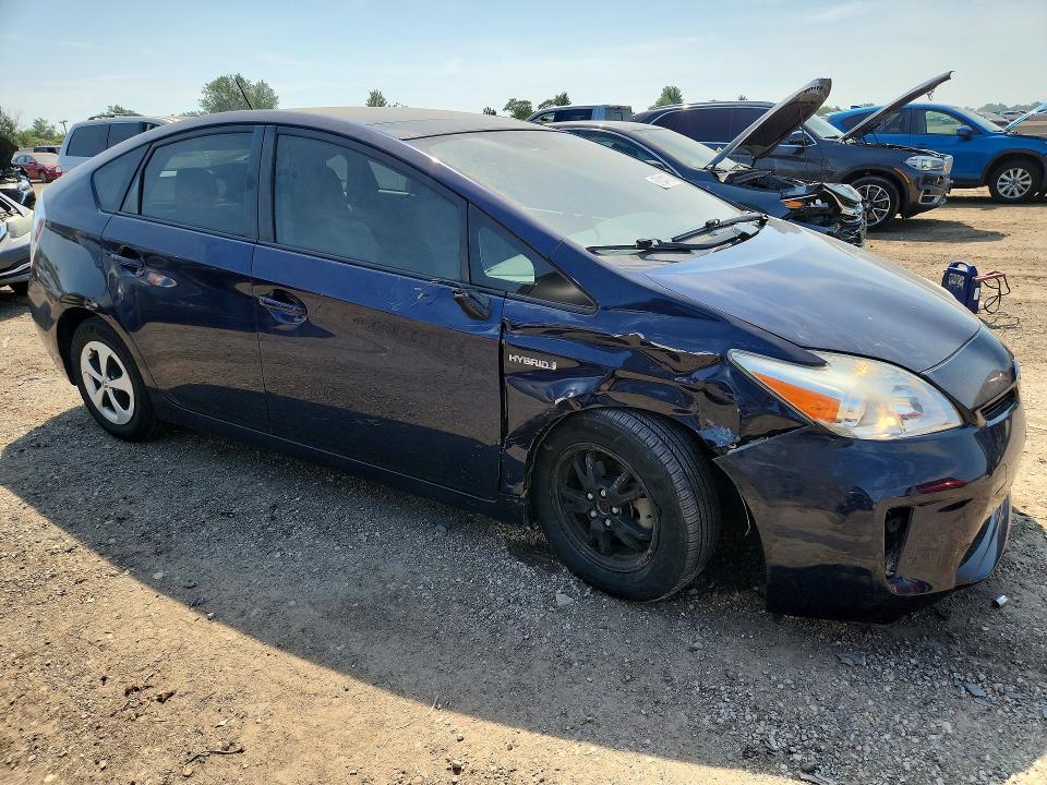 Photo 4 from auction – 2015 TOYOTA PRIUS with VIN JTDKN3DU5F1898932