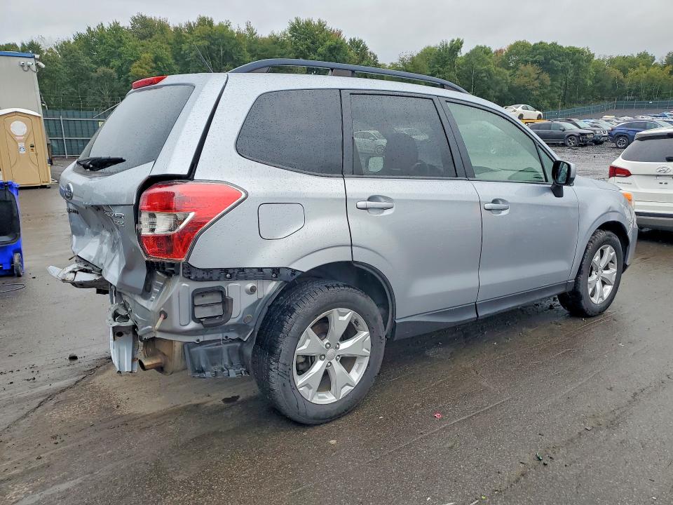 Foto 3 de la subasta – 2014 SUBARU FORESTER con VIN JF2SJAEC3EH479815