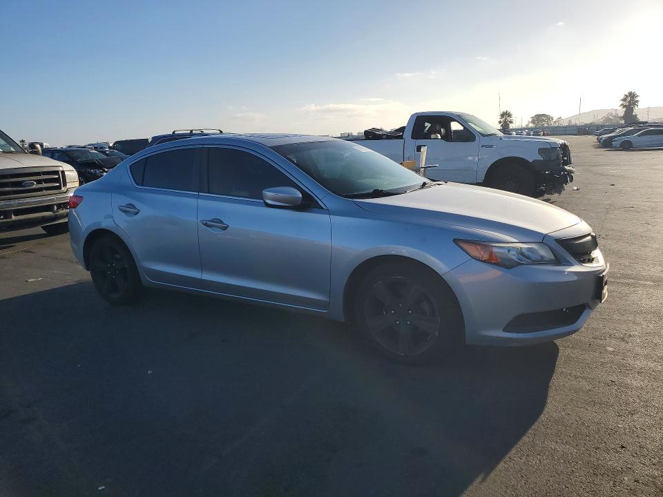صورة رقم 4 من المزاد - 2014 ACURA ILX مع VIN 19VDE1F38EE015315