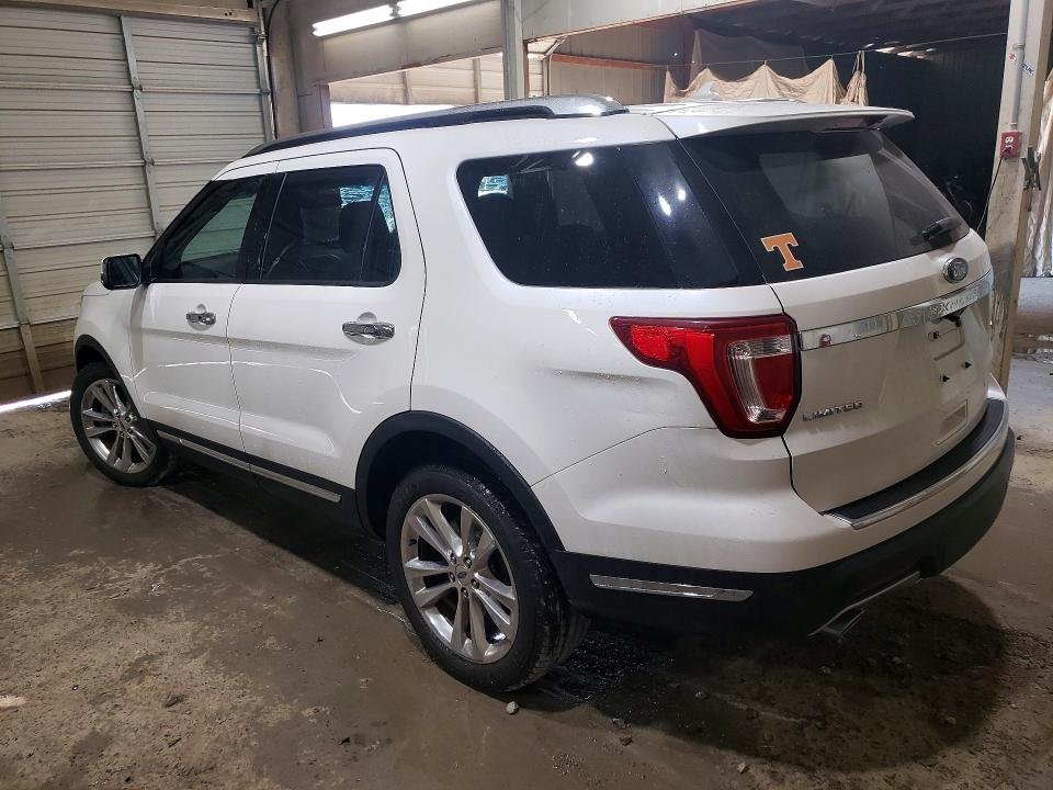 Photo 2 from auction – 2018 FORD EXPLORER with VIN 1FM5K8F86JGB74722