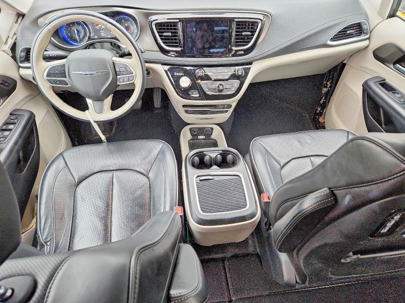 Zdjęcie 8 z aukcji – 2018 CHRYSLER PACIFICA z VIN 2C4RC1GG5JR352201