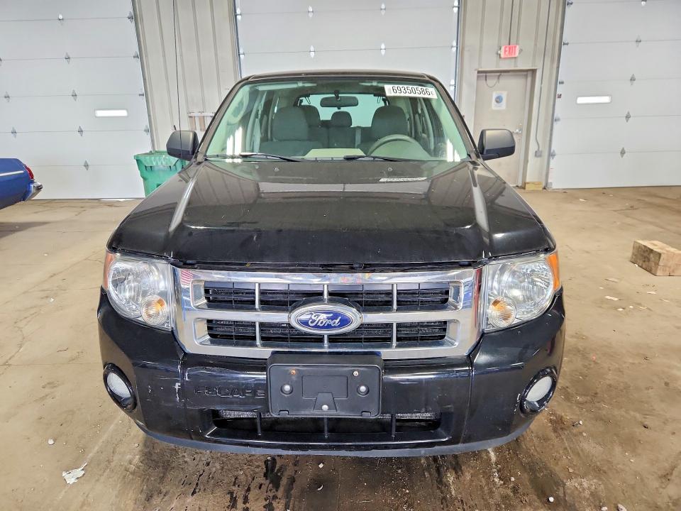 Photo 5 from auction – 2010 FORD ESCAPE with VIN 1FMCU9C70AKB50657