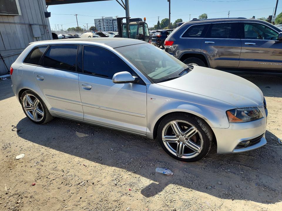 صورة رقم 4 من المزاد - 2012 AUDI A3 مع VIN WAUKJAFM4CA102029