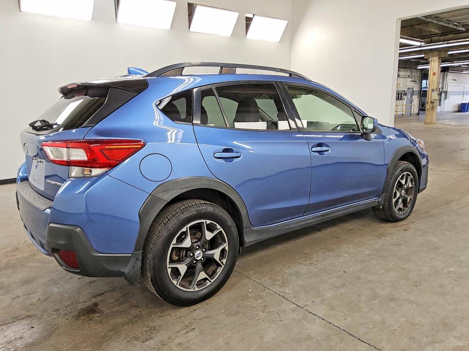 Photo 3 from auction – 2018 SUBARU CROSSTREK with VIN JF2GTADC4J8214591