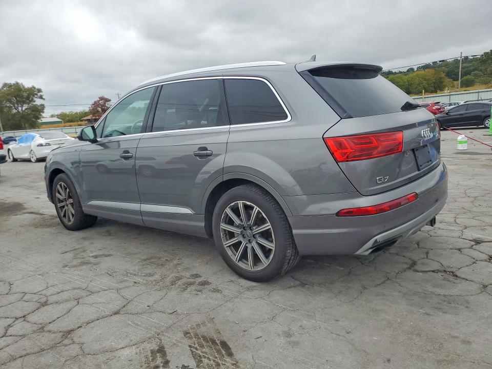 Фото 2 с аукциона – 2018 AUDI Q7 с VIN WA1LAAF74JD008062