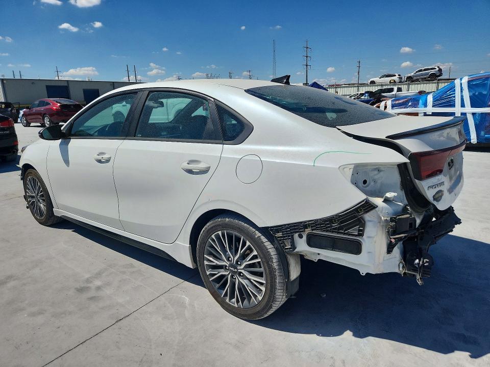 Foto 2 de la subasta – 2023 KIA FORTE con VIN 3KPF54AD4PE667935