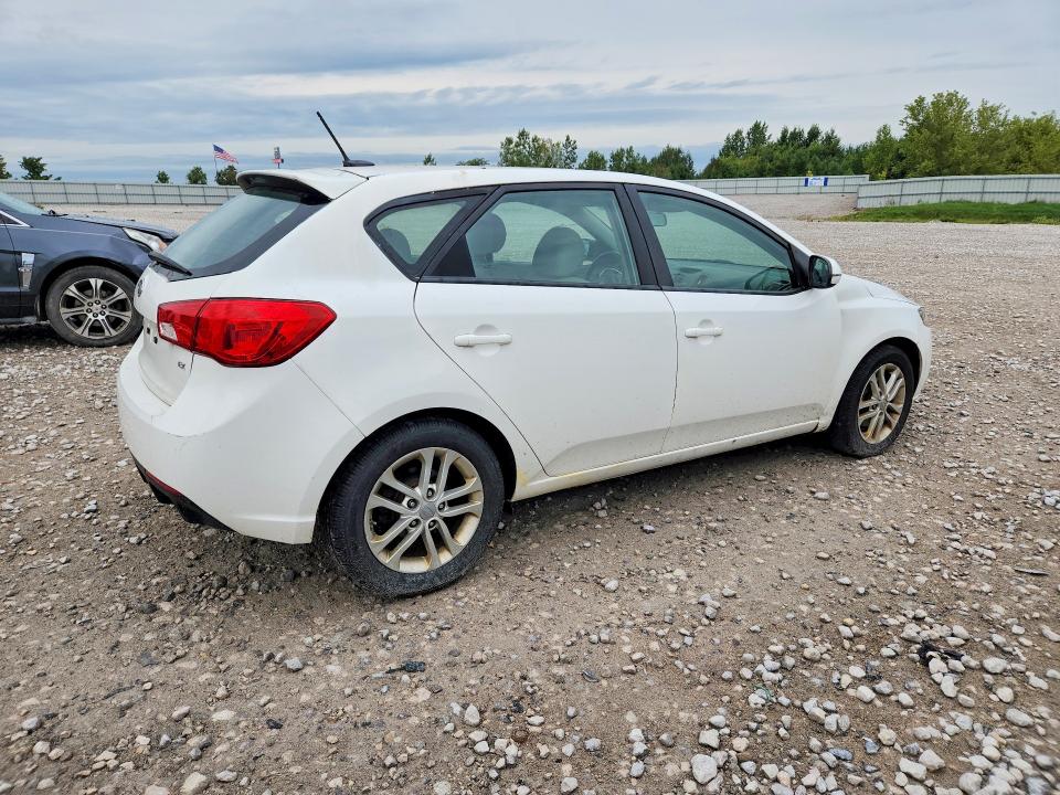Foto 3 de la subasta – 2012 KIA FORTE5 con VIN KNAFU5A29C5481107