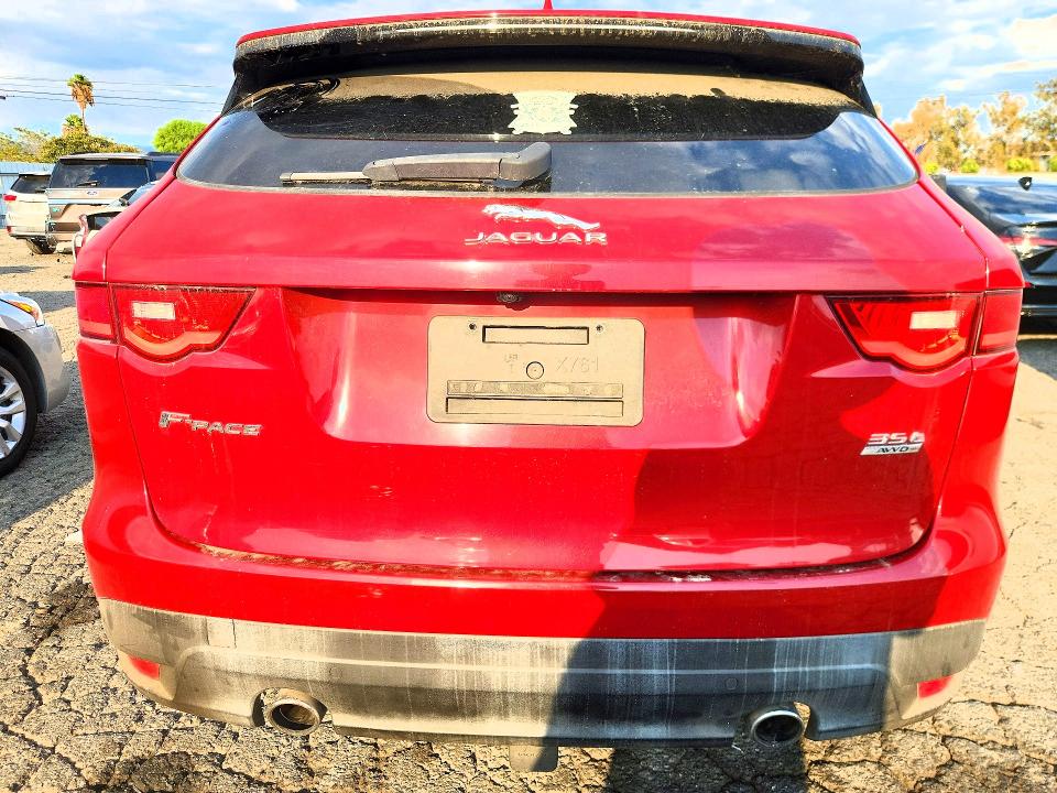 Photo 6 from auction – 2017 JAGUAR F-PACE with VIN SADCL2BV1HA883268
