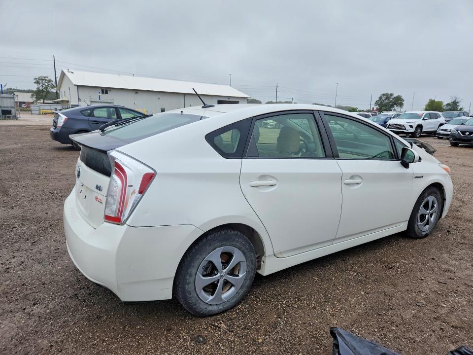 Zdjęcie 3 z aukcji – 2013 TOYOTA PRIUS z VIN JTDKN3DU4D5566891