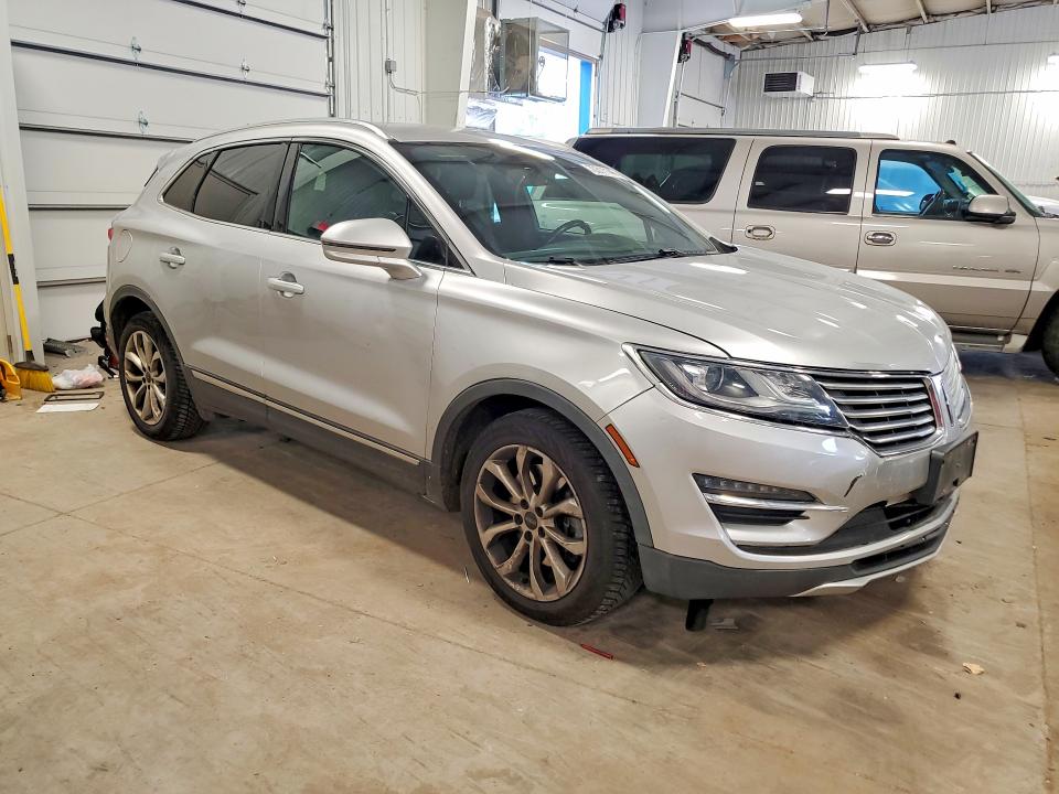 Photo 4 from auction – 2015 LINCOLN MKC with VIN 5LMCJ1A95FUJ26121