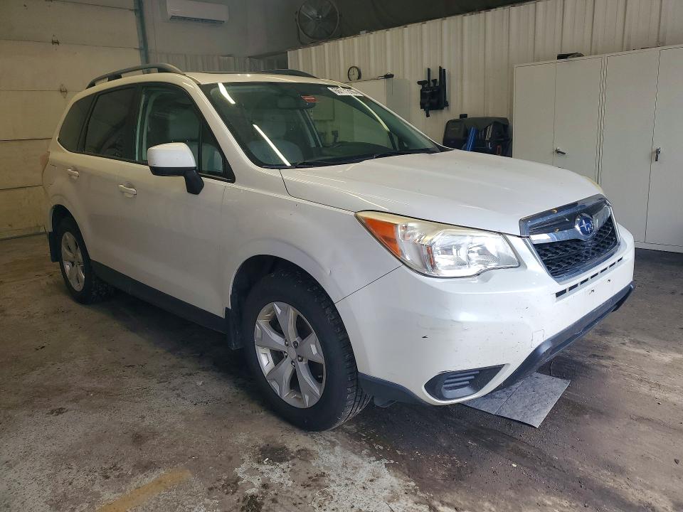Photo 4 from auction – 2014 SUBARU FORESTER with VIN JF2SJAEC0EH426019