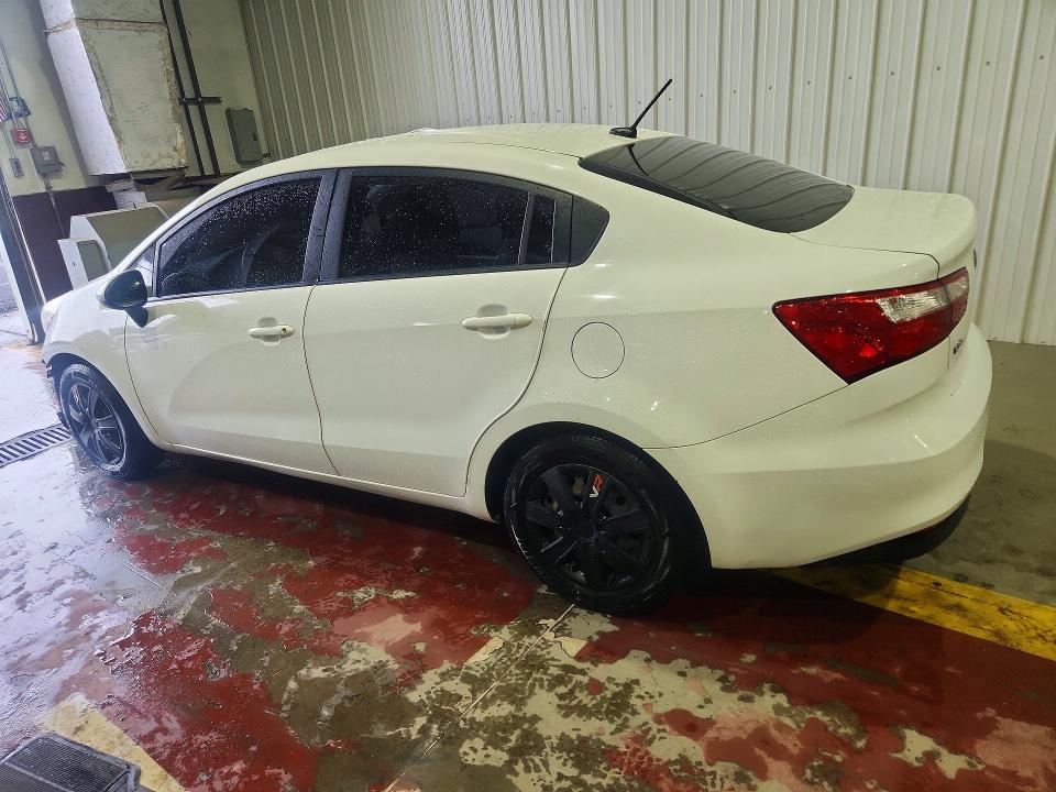 Photo 2 from auction – 2016 KIA RIO with VIN KNADM4A37G6577375