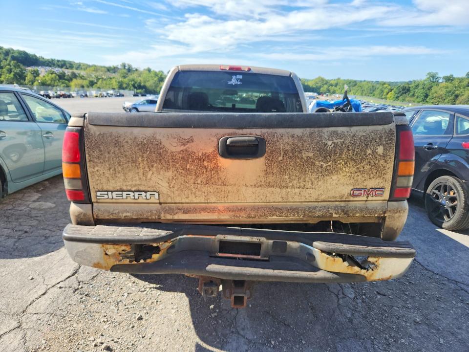 Photo 6 from auction – 2004 GMC NEW SIERRA with VIN 2GTEK19T341312908