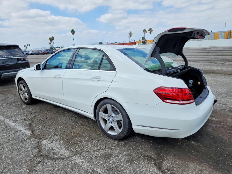 Снимка 2 от търг – 2014 MERCEDES-BENZ E с VIN WDDHF5KB4EA925675