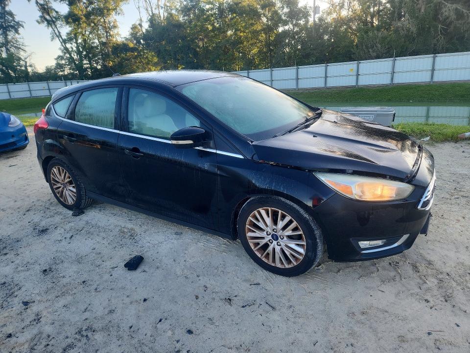 Photo 4 from auction – 2016 FORD FOCUS with VIN 1FADP3N27GL307897