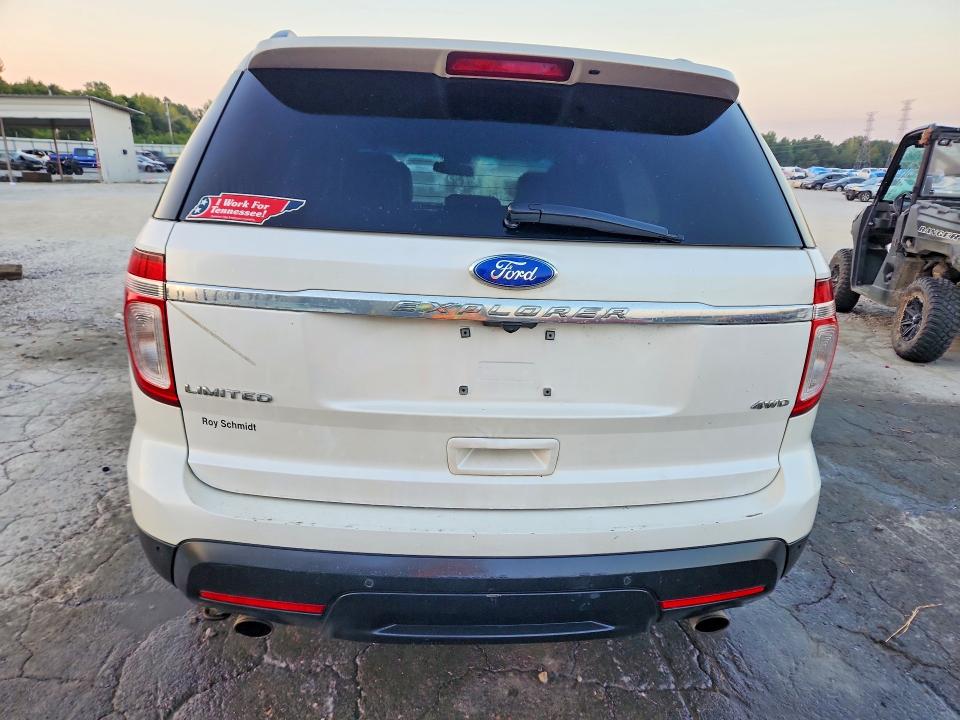 Photo 6 from auction – 2011 FORD EXPLORER with VIN 1FMHK8F85BGA31176
