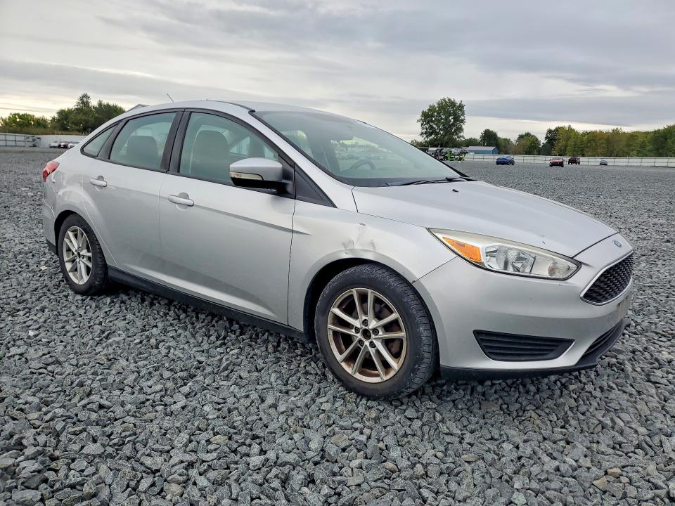 Photo 4 from auction – 2016 FORD FOCUS with VIN 1FADP3F20GL293081