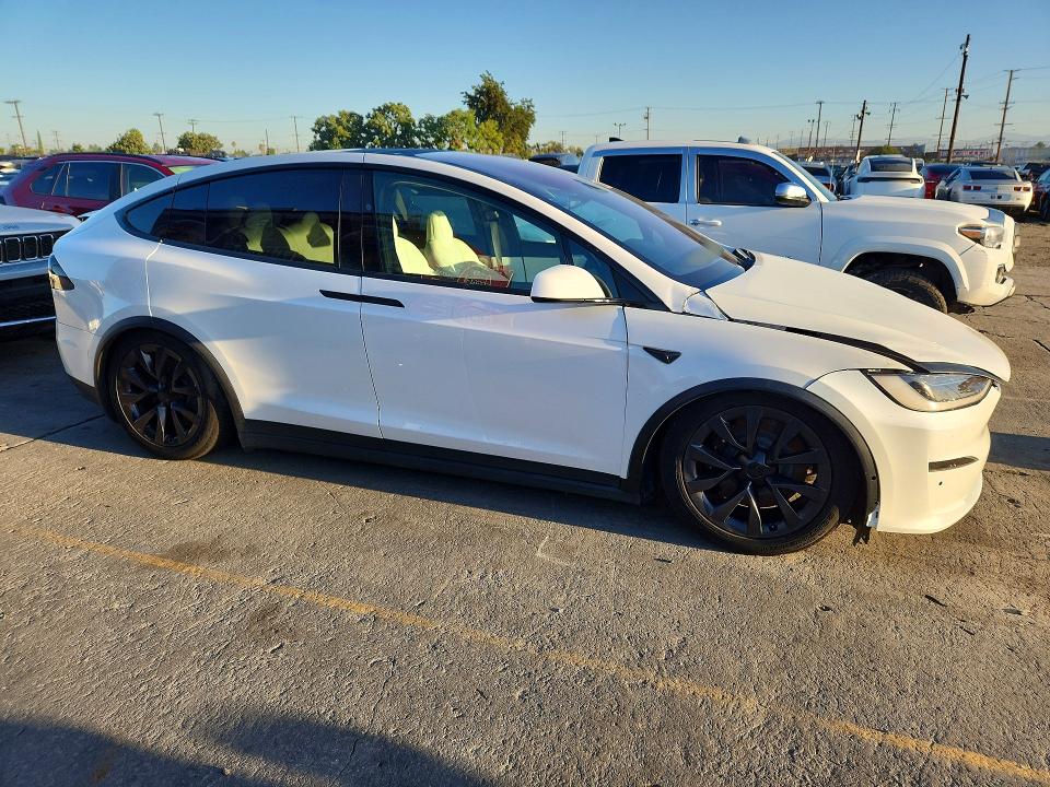 Photo 4 from auction – 2022 TESLA MODEL X with VIN 7SAXCAE56NF362491