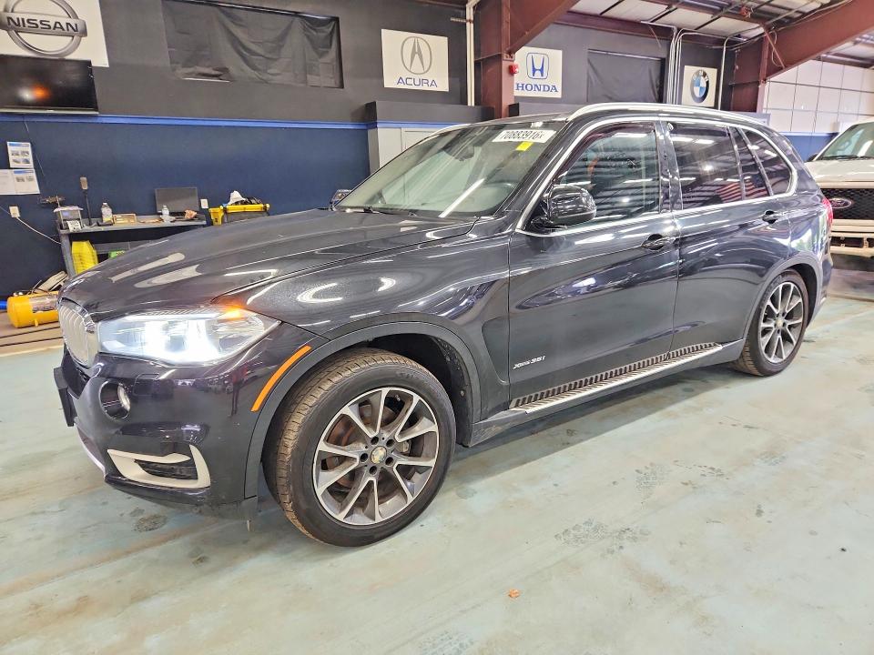 BMW X5 2015 مع رقم تعريف المركبة 5UXKR0C5XF0P00475 - صورة من المزاد