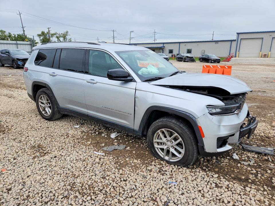 Снимка 4 от търг – 2023 JEEP GRAND CHEROKEE с VIN 1C4RJKAG1P8865552