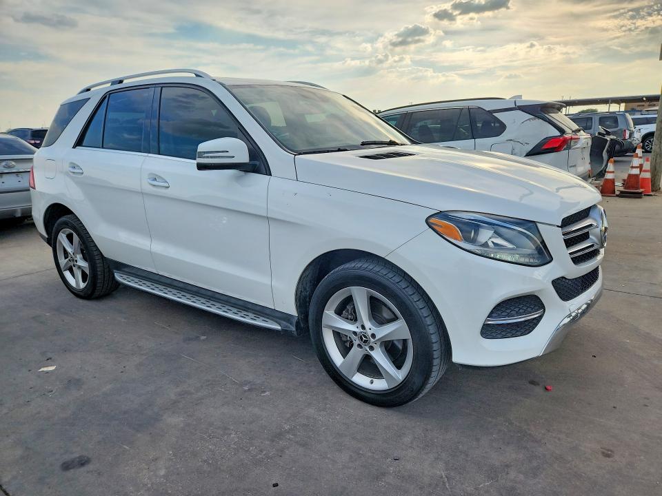 Снимка 4 от търг – 2018 MERCEDES-BENZ GLE с VIN 4JGDA5JB0JB084351