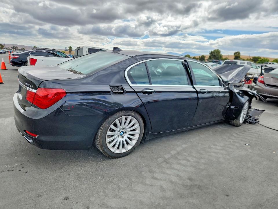 Фото 3 с аукциона – 2012 BMW 750 с VIN WBAKB8C53CC852447