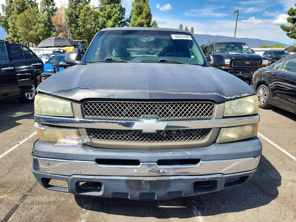Photo 5 from auction – 2004 CHEVROLET SILVERADO with VIN 2GCEC19T941126514