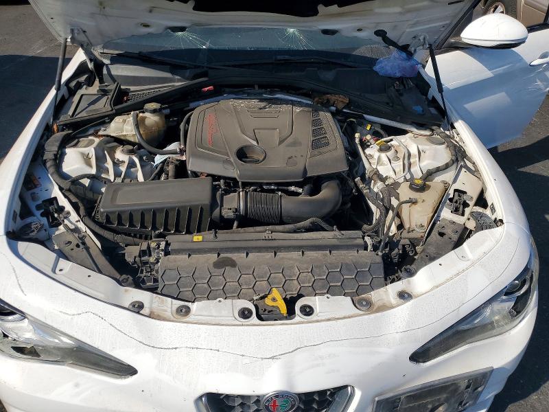 Снимка 11 от търг – 2018 ALFA ROMEO GIULIA с VIN ZARFAECN3J7576434