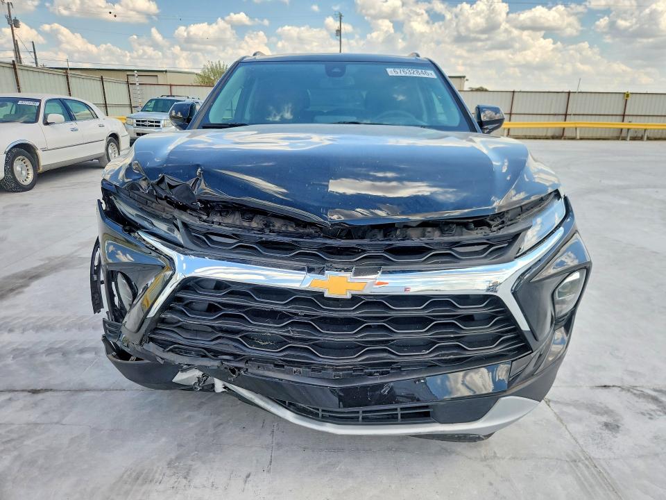 Photo 5 from auction – 2023 CHEVROLET BLAZER with VIN 3GNKBCR49PS226753