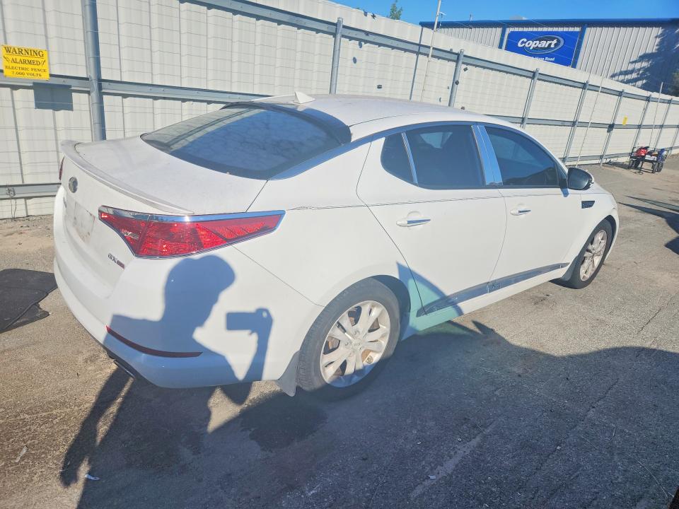 Photo 3 from auction – 2013 KIA OPTIMA with VIN 5XXGN4A71DG228872