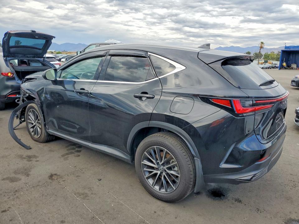 Photo 2 from auction – 2025 LEXUS NX with VIN 2T2GGCEZ4SC072195