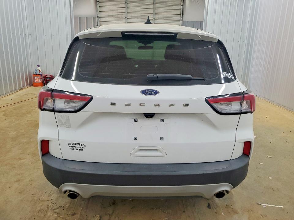 Photo 6 from auction – 2022 FORD ESCAPE with VIN 1FMCU0F60NUA63902