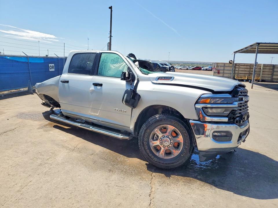 Photo 4 from auction – 2026 RAM 2500 with VIN 3C6UR5DJ2TG259426