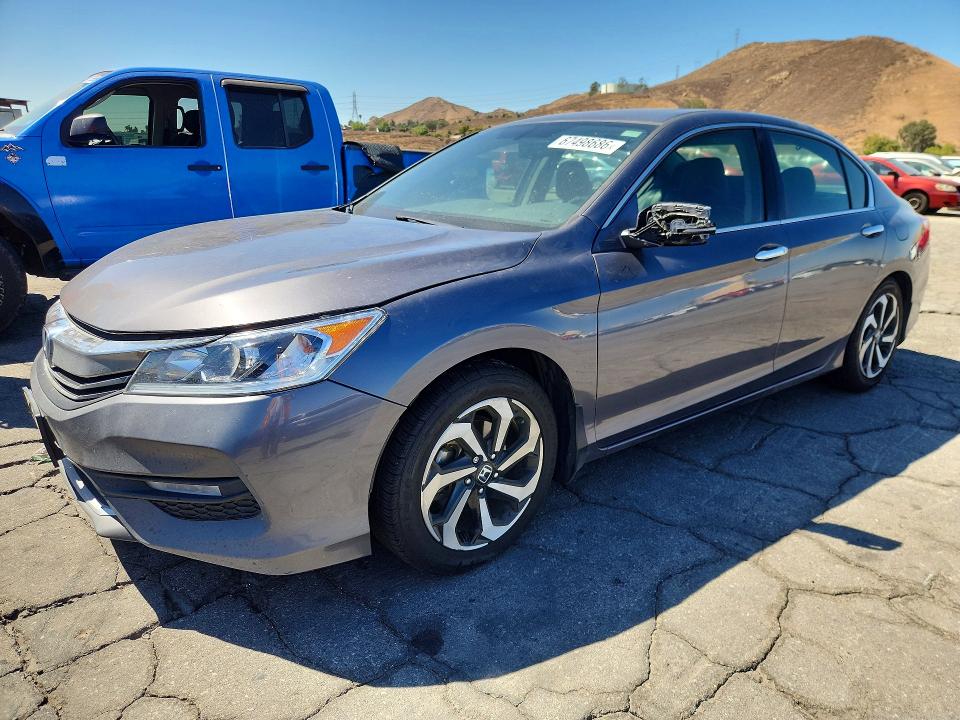 Photo 1 from auction – 2017 HONDA ACCORD with VIN 1HGCR3F84HA012340