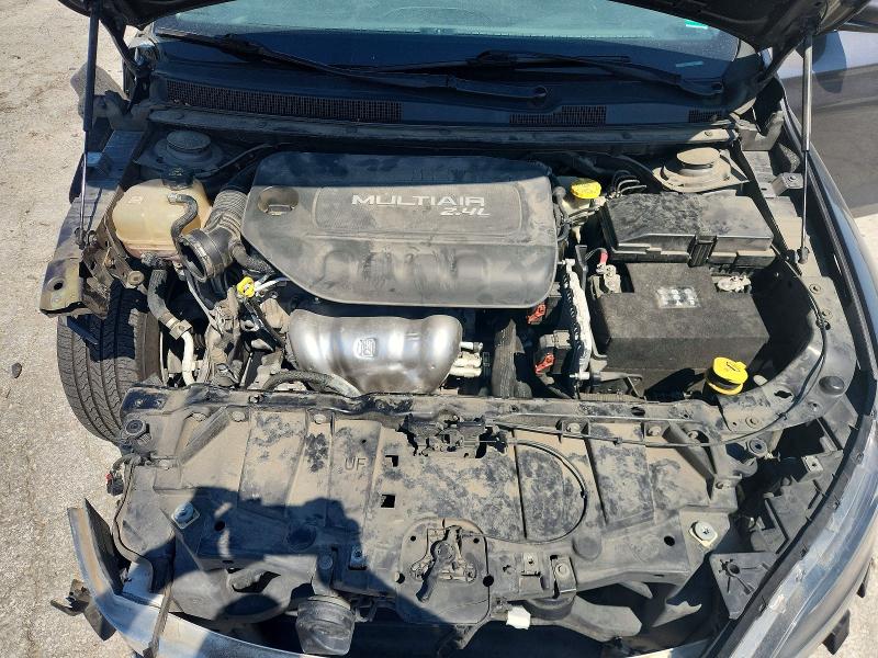 Photo 11 from auction – 2015 CHRYSLER 200 with VIN 1C3CCCAB8FN710141