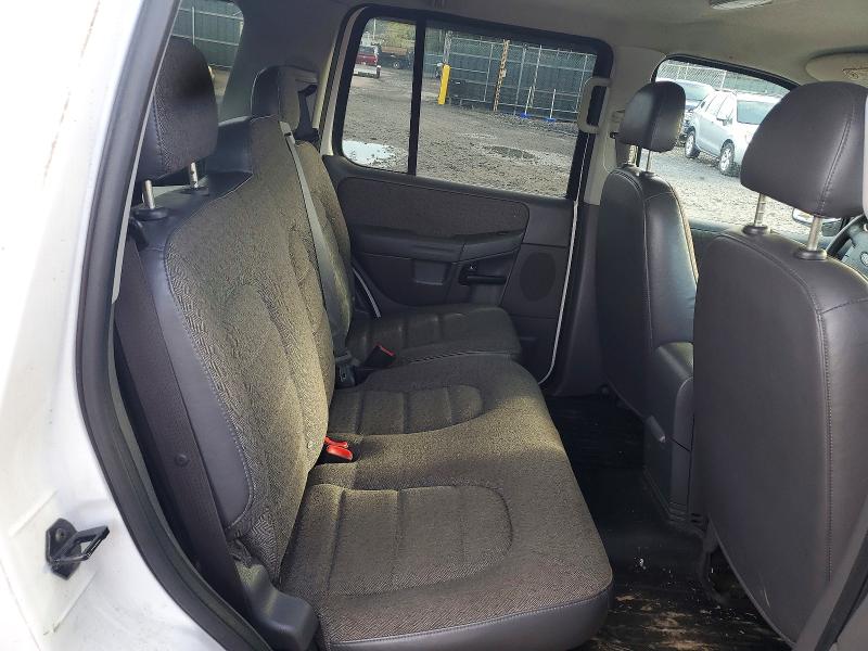 Снимка 10 от търг – 2005 FORD EXPLORER с VIN 1FMZU72EX5UA25030