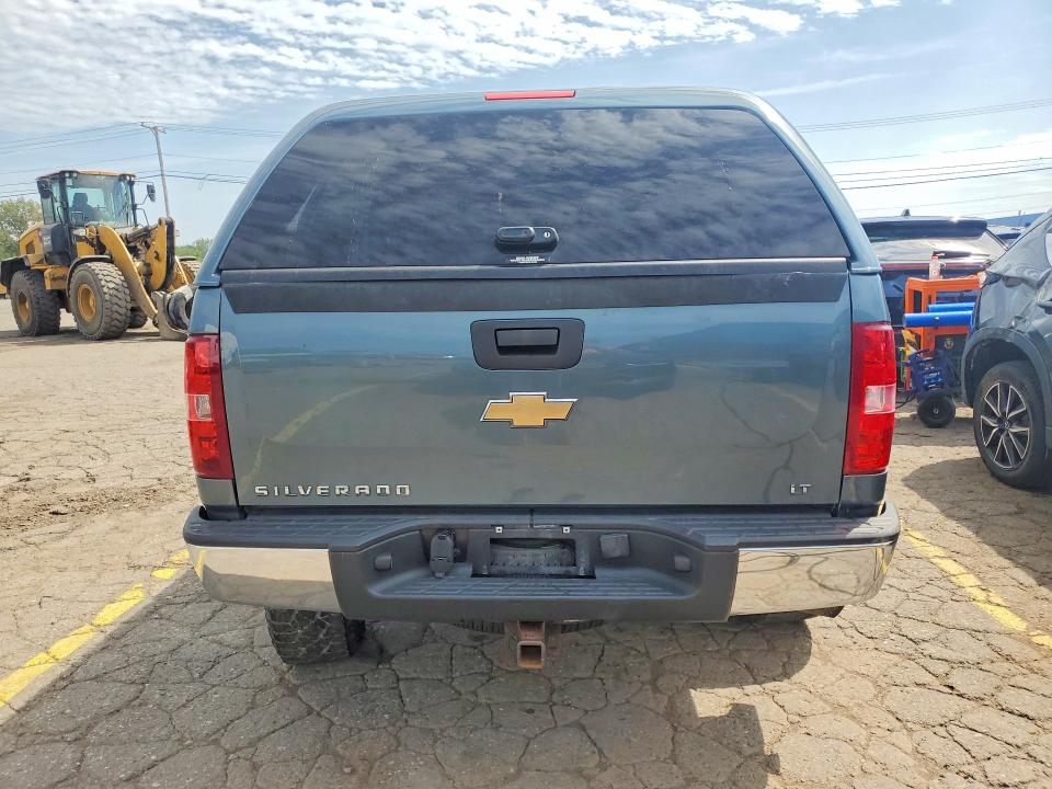 Photo 6 from auction – 2007 CHEVROLET SILVERADO with VIN 2GCEK13MX71520872