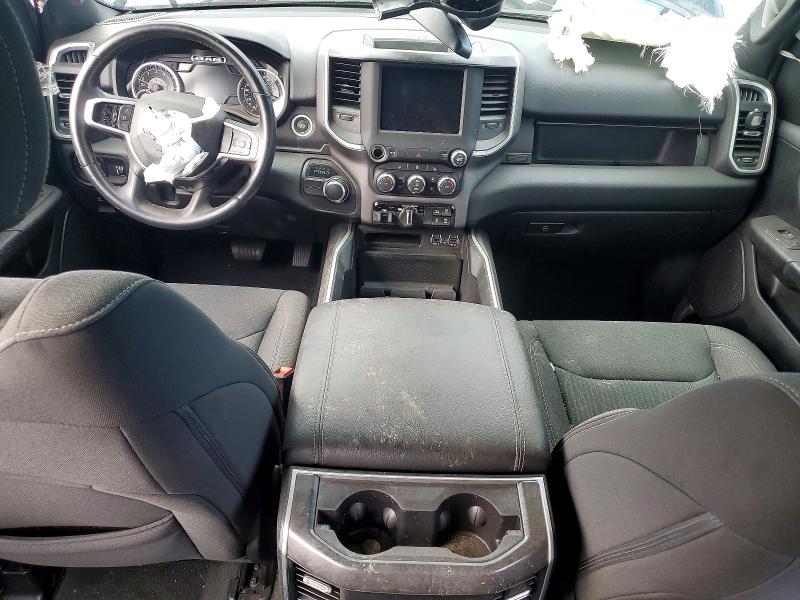 Снимка 8 от търг – 2021 RAM 1500 с VIN 1C6RREFT8MN816191