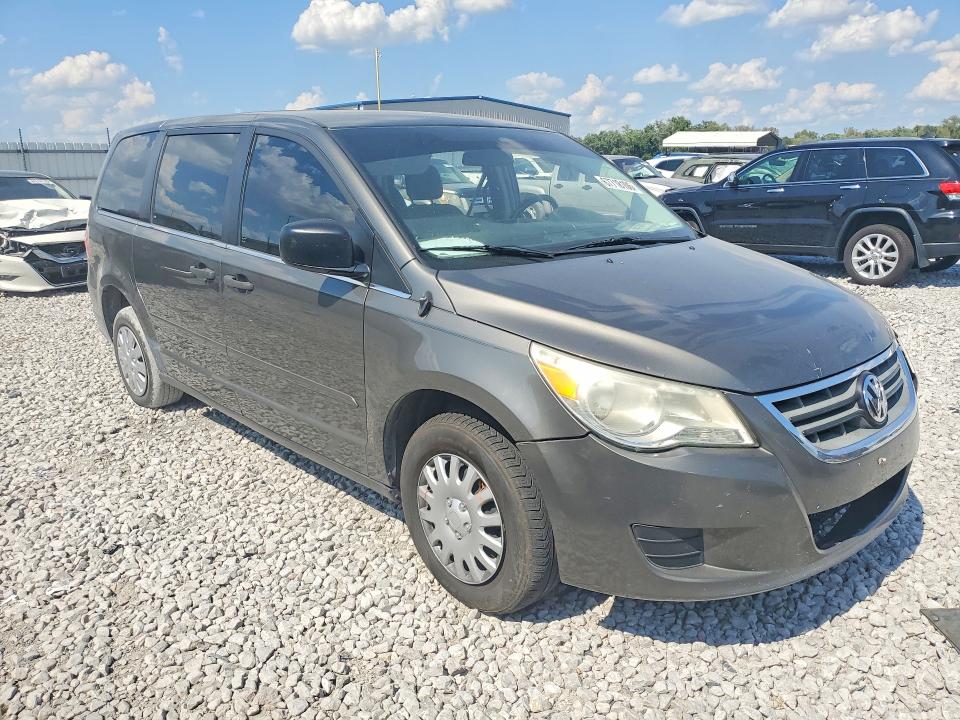 Снимка 4 от търг – 2010 VOLKSWAGEN ROUTAN с VIN 2V4RW4D13AR354138