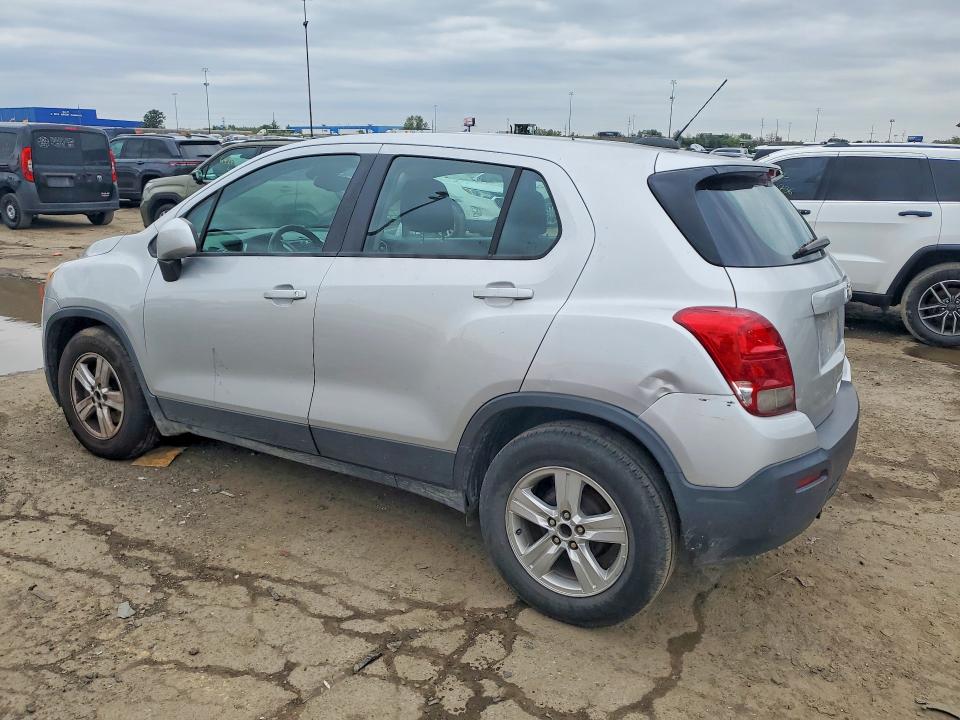 Photo 2 from auction – 2016 CHEVROLET TRAX with VIN 3GNCJKSB5GL256451