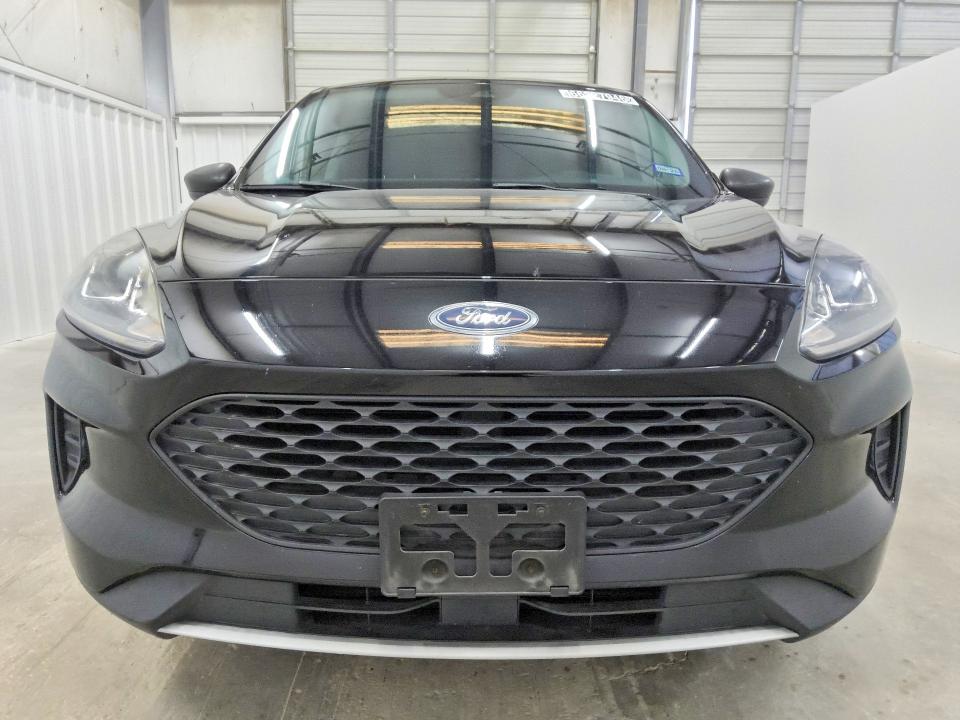 Photo 5 from auction – 2022 FORD ESCAPE with VIN 1FMCU0F68NUA36642