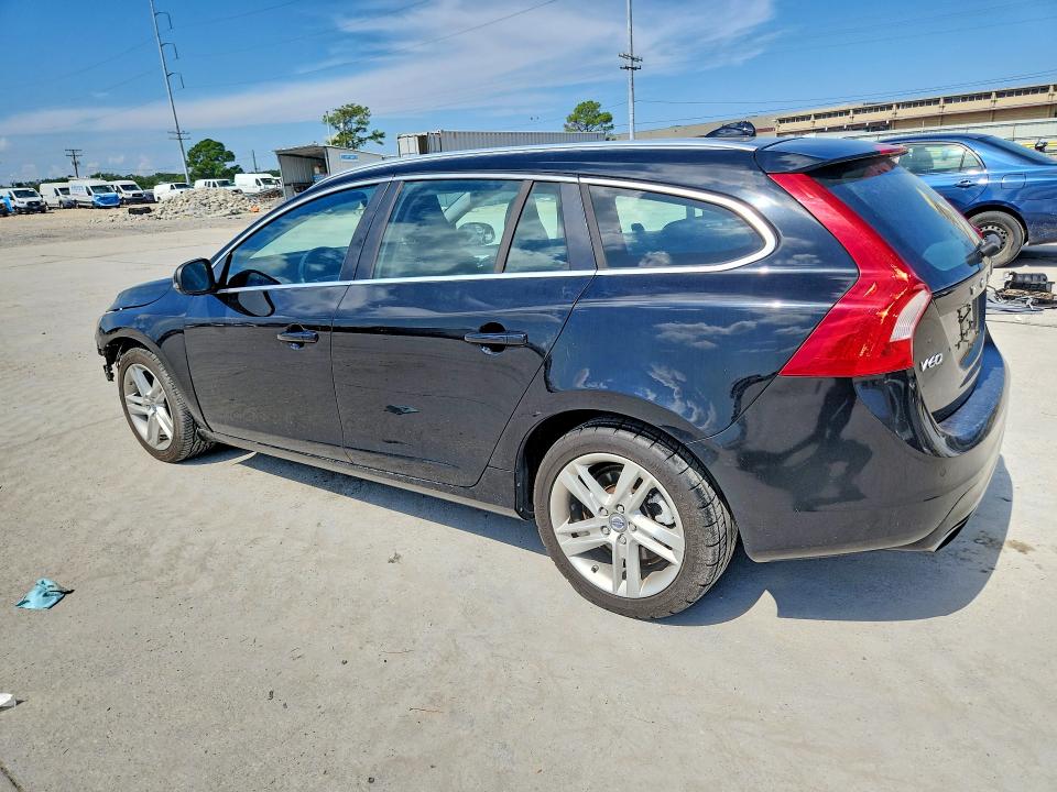 Zdjęcie 2 z aukcji – 2015 VOLVO V60 z VIN YV140MEC4F1195206