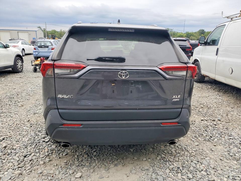 Снимка 6 от търг – 2019 TOYOTA RAV4 с VIN JTMP1RFV6KD043708