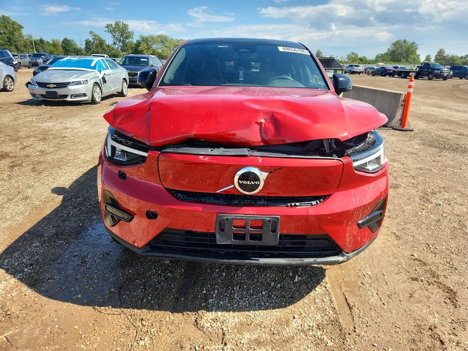 Foto 5 de la subasta – 2023 VOLVO C40 con VIN YV4ED3GK2P2056388